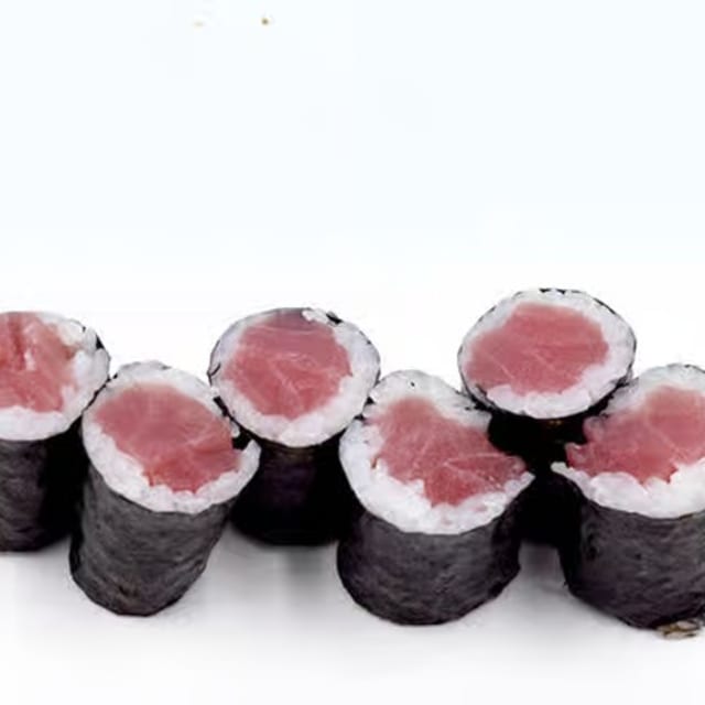 Tuna Roll.