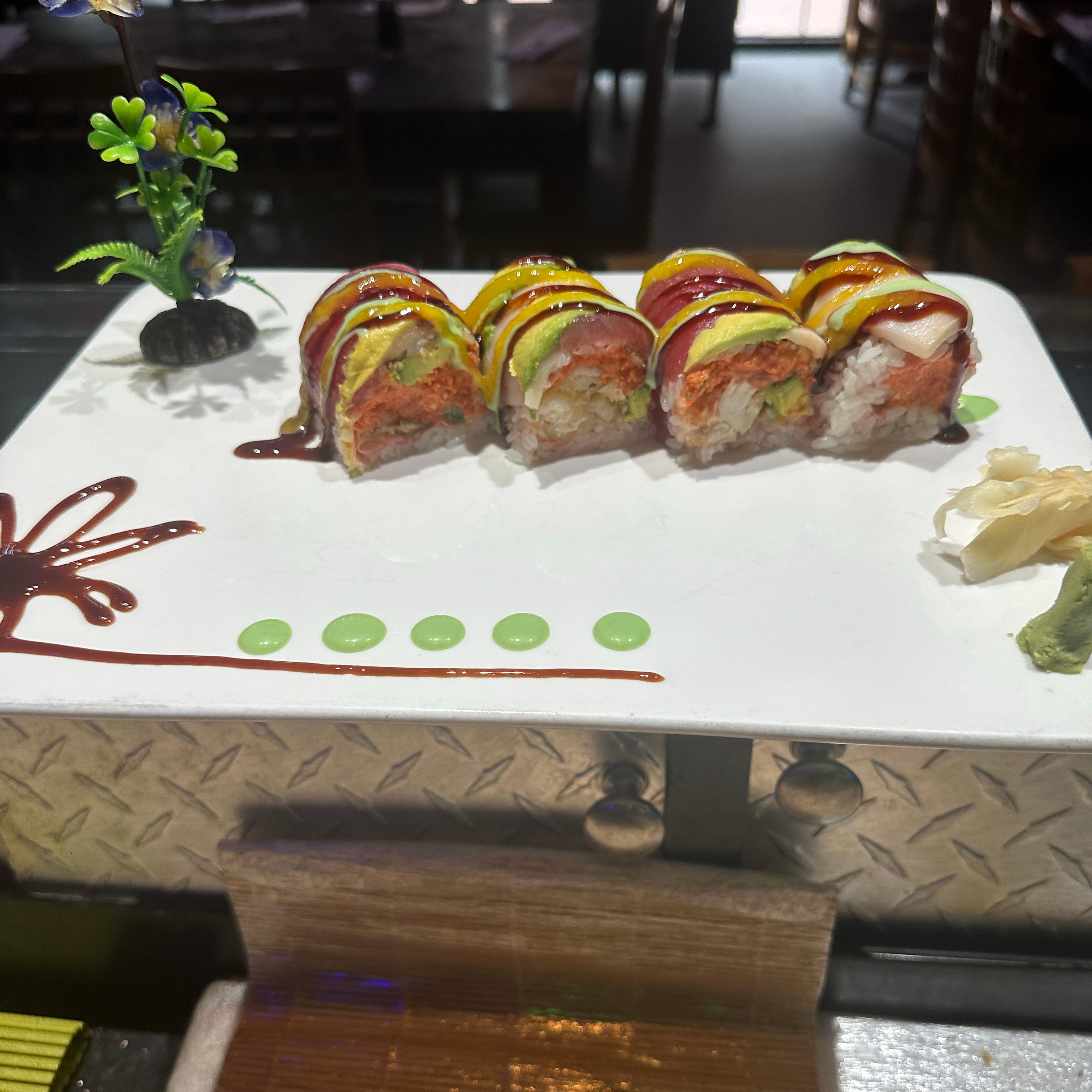 Tuna Amazing Roll.